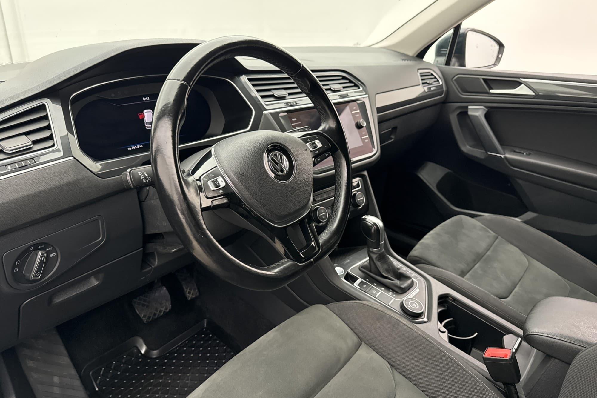 Volkswagen Tiguan Allspace 4M R-Line 7-Sits Cockpit Drag