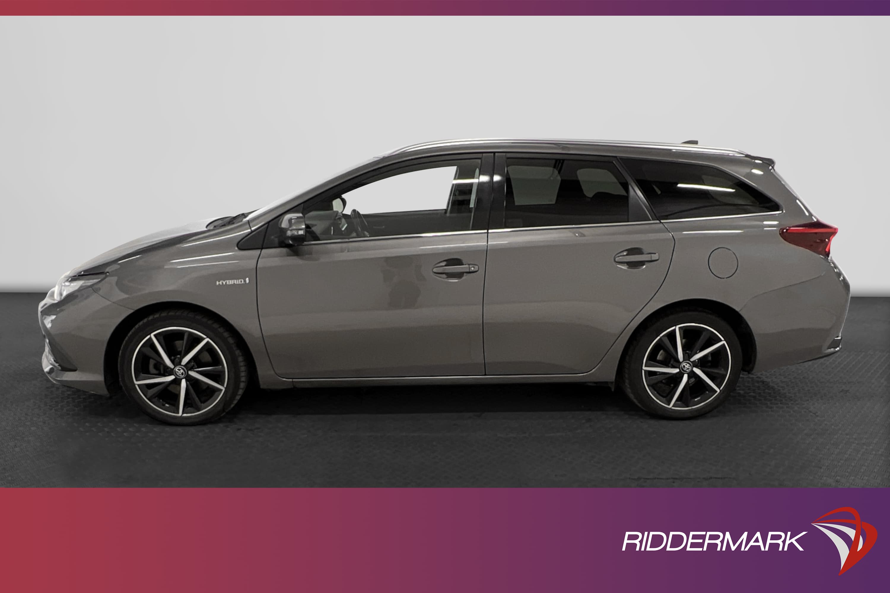 Toyota Auris Touring Sports