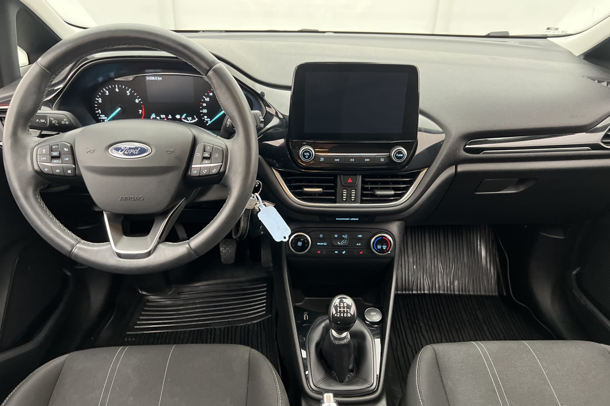 Ford Fiesta 1.0 EcoBoost 100hk Trend Pluspaket Sensorer Drag