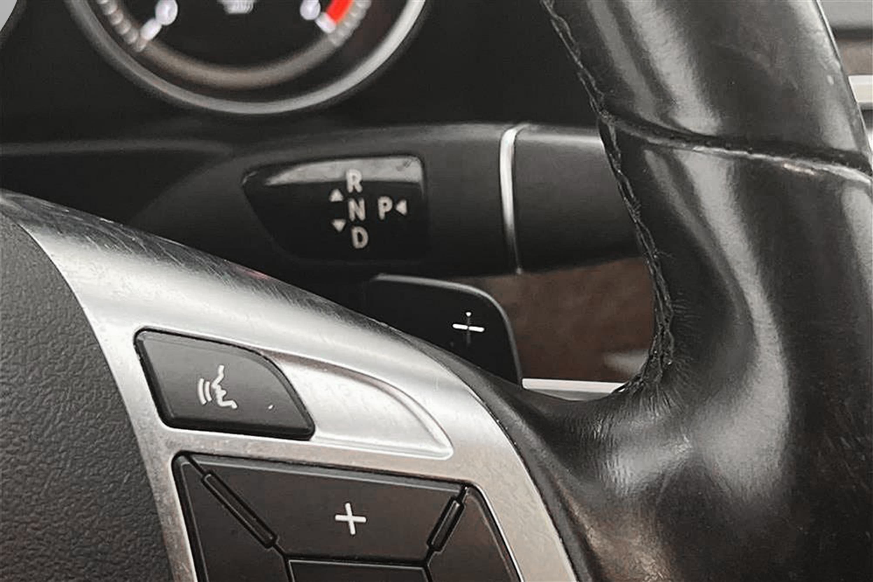 Mercedes-Benz E 350 d 258hk 4M D-Värmare Halvskinn M-Värmareinteriör