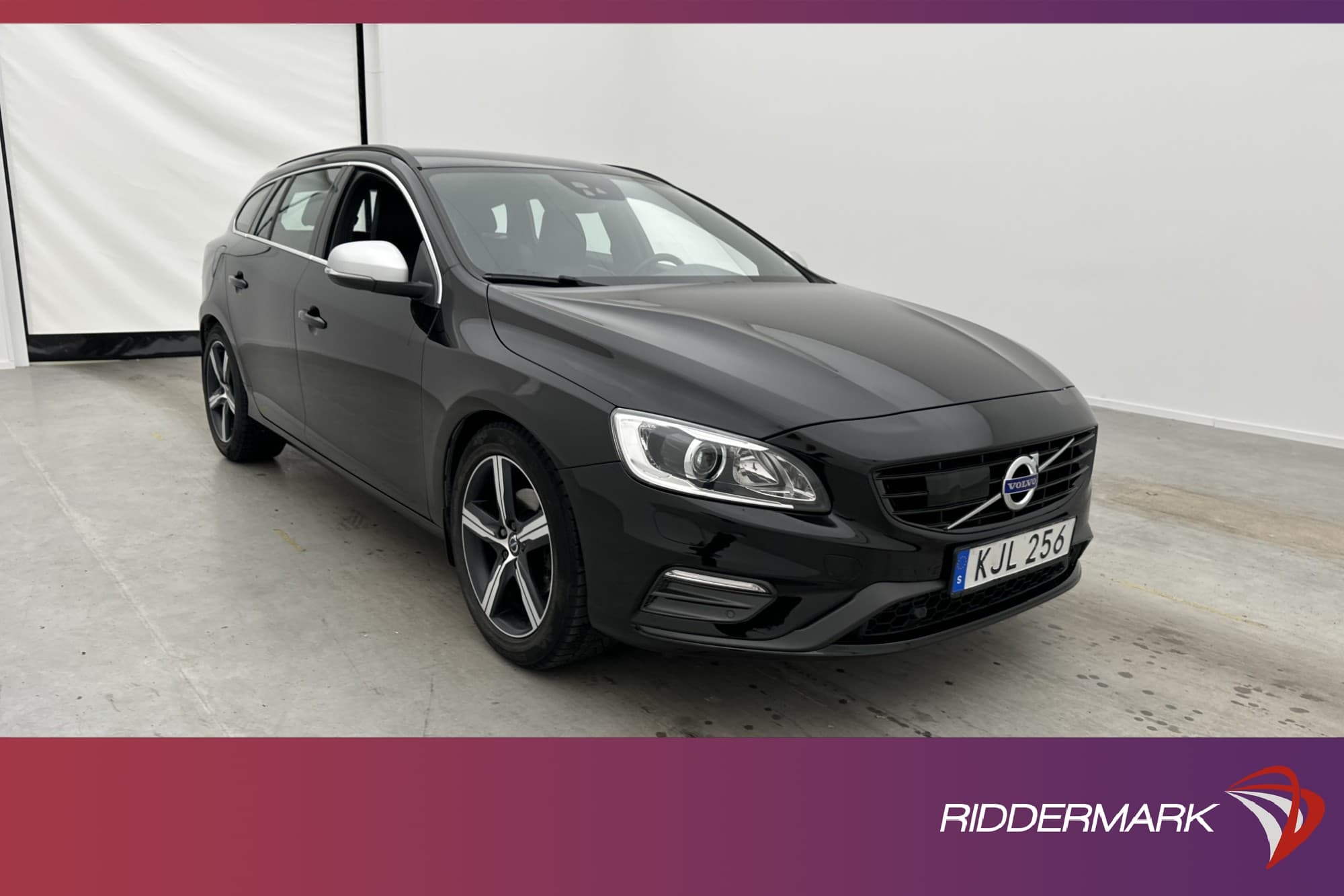 Volvo V60 D4