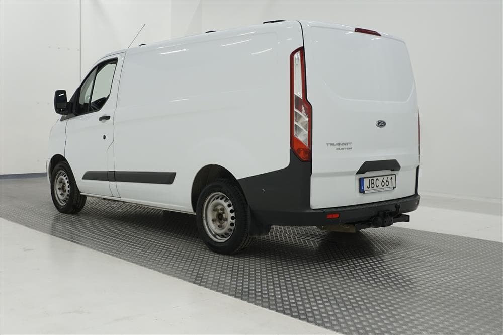 Ford Custom 300 2.2 125hk Nyserv Värmare Moms 0.72l/mil exteriör