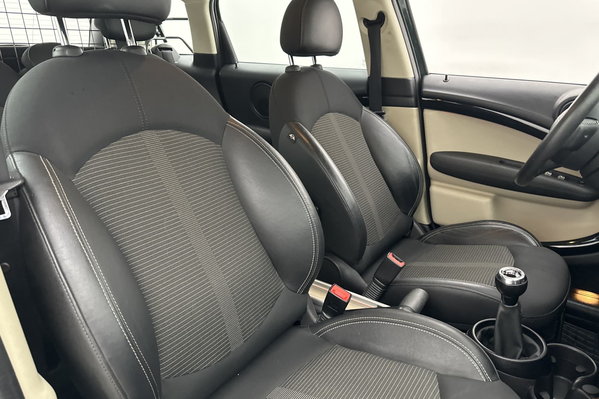 MINI Countryman D ALL4 112hk Chili Farthållare Halvskinn