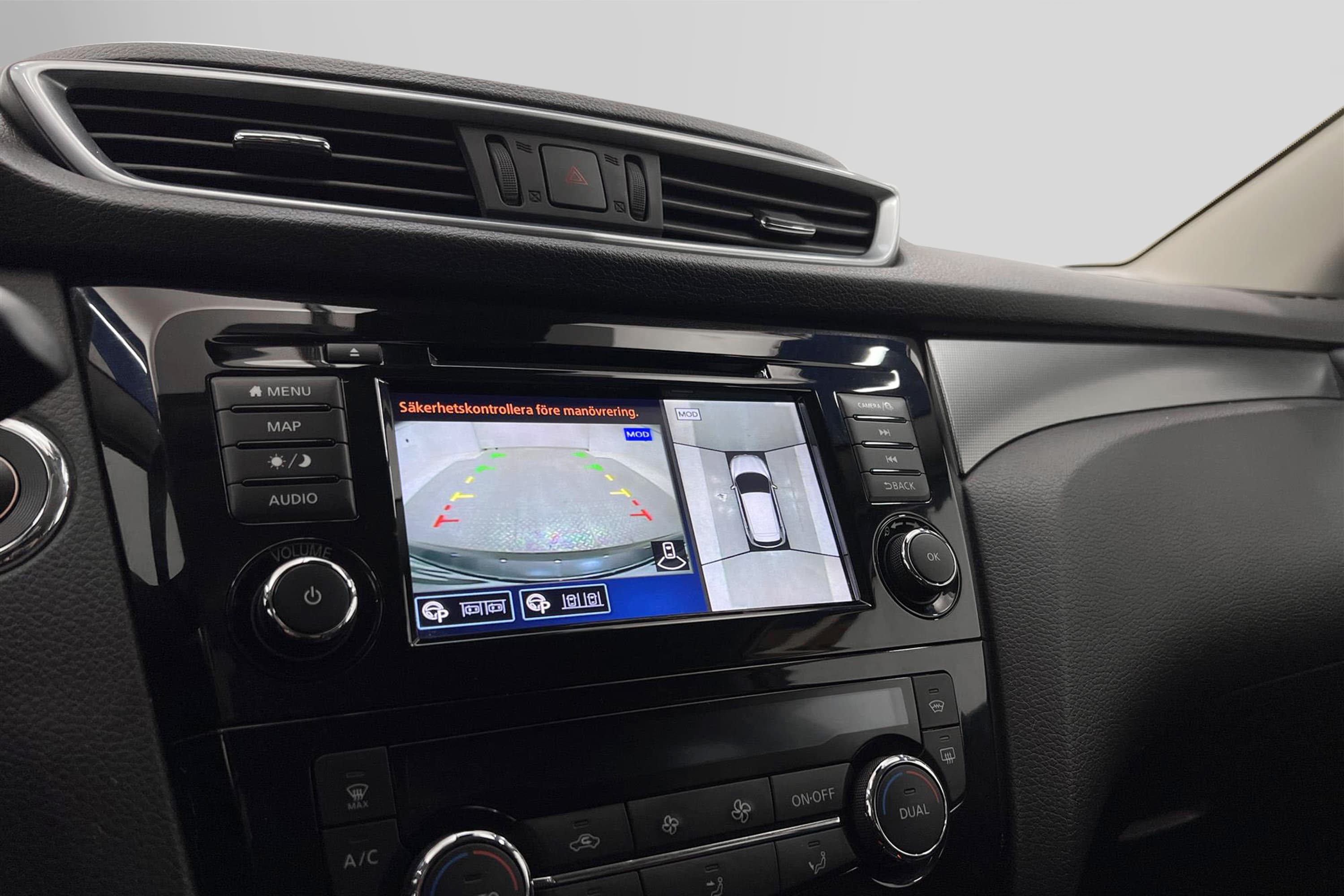 Nissan Qashqai 1.3 DIG-T 160hk Navi B-Kam Keyless 0,49L/mil