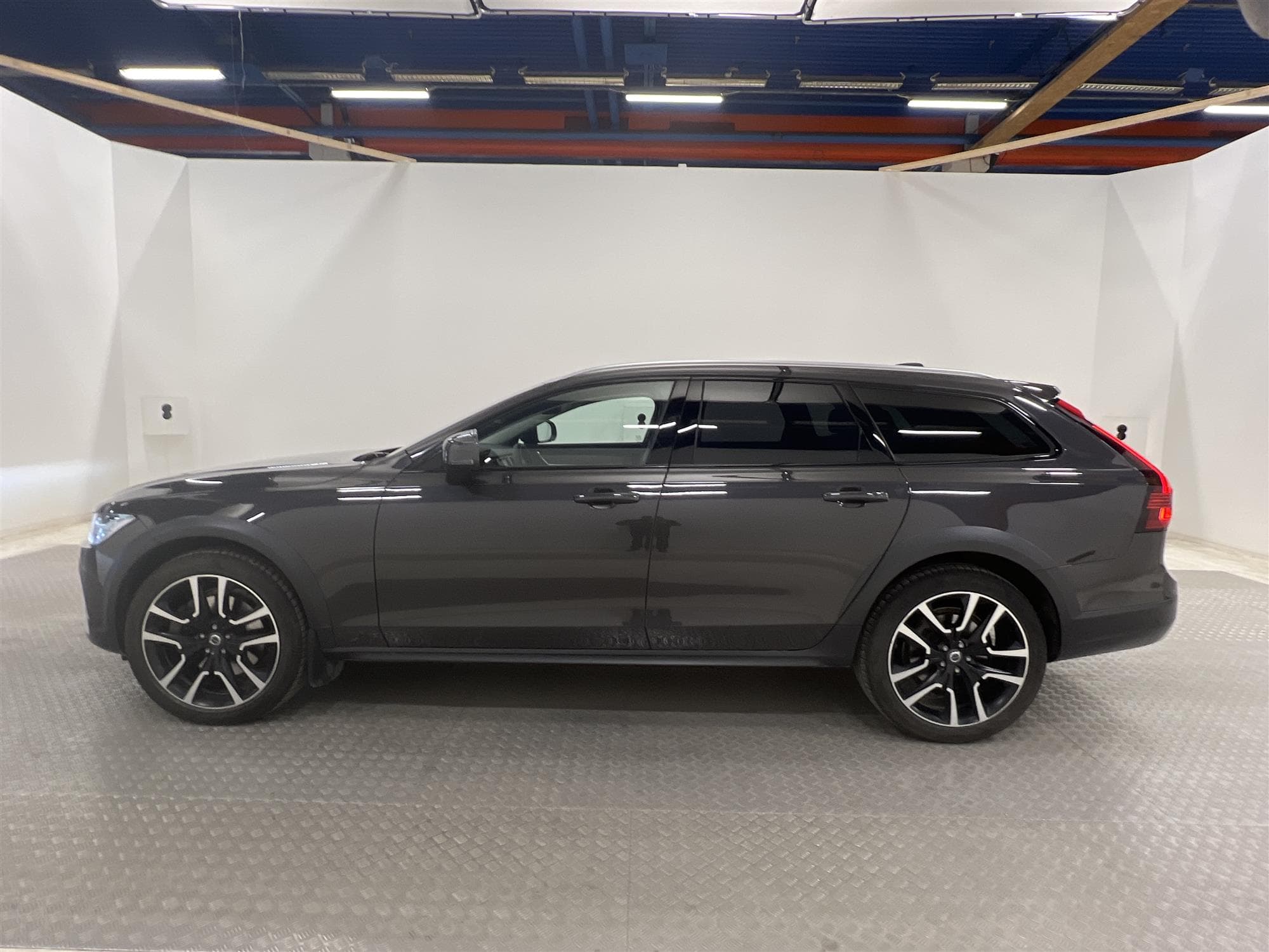 Volvo V90 Cross Country