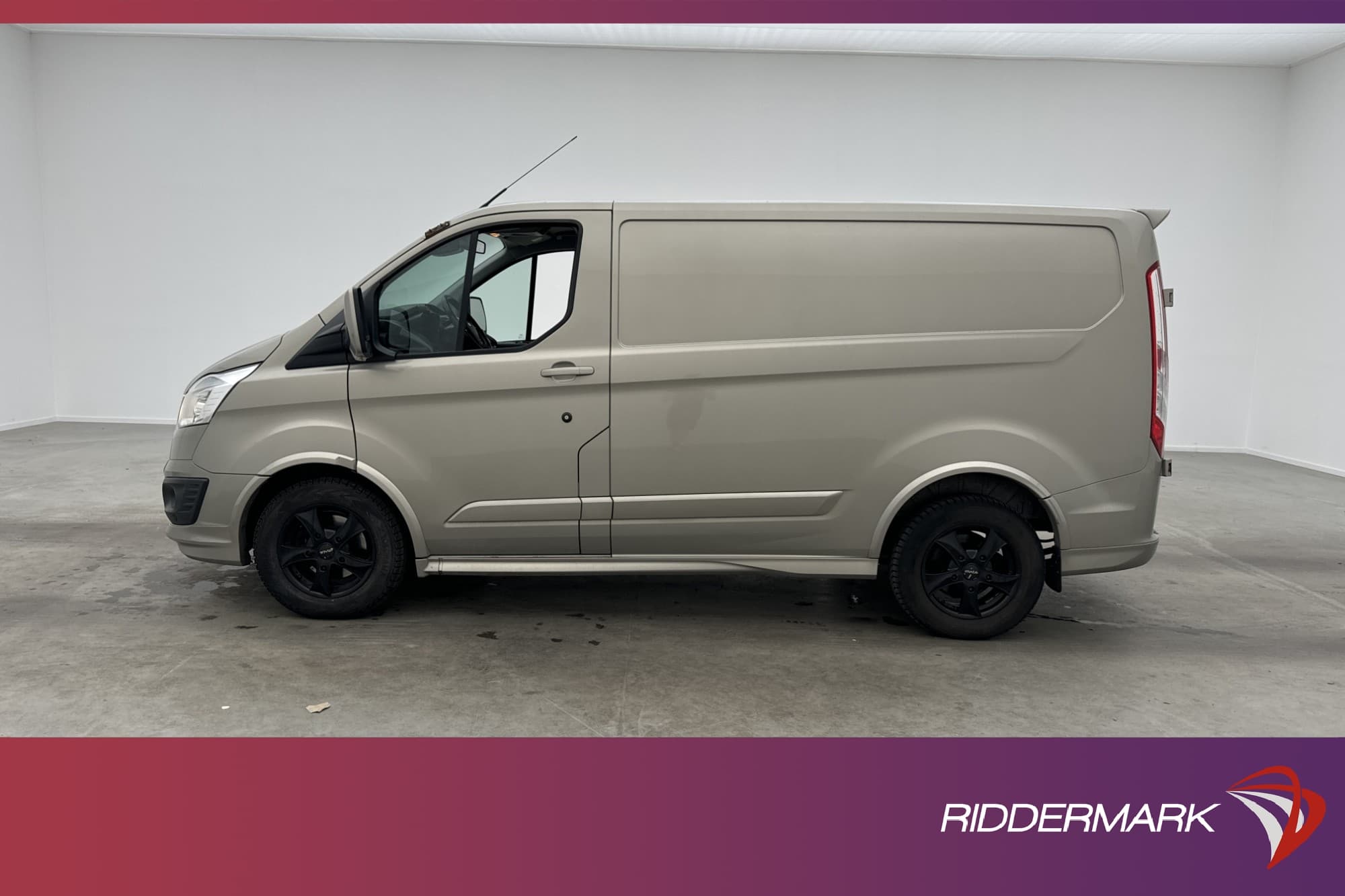 Ford Transit Custom 155hk