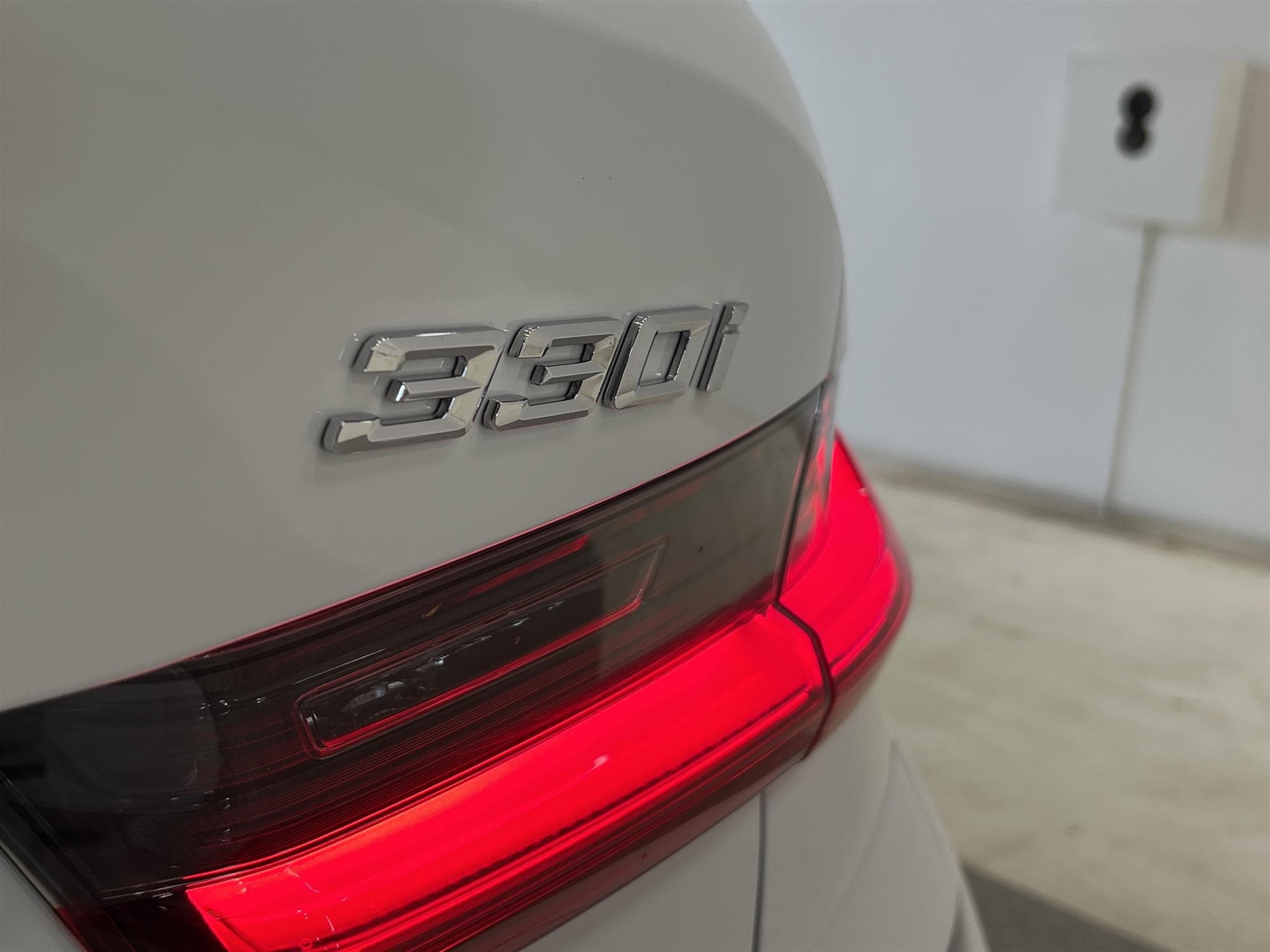 BMW 330i xDrive 258hk M Sport H/K Display Key Navi Drag Värm