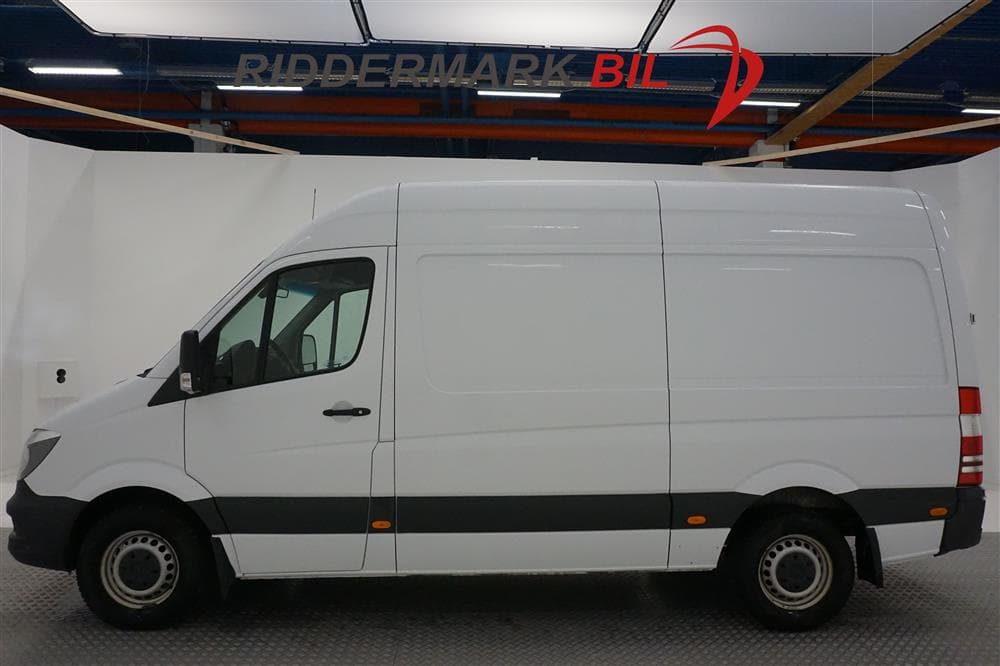 Mercedes Sprinter 316 CDI Aut L2H2 Värmare Drag 163hk Moms