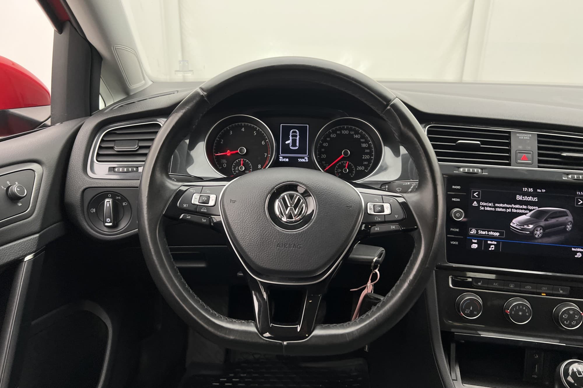 Volkswagen Golf 1.0 TSI 110hk Kamera CarPlay Adp-Farthållare