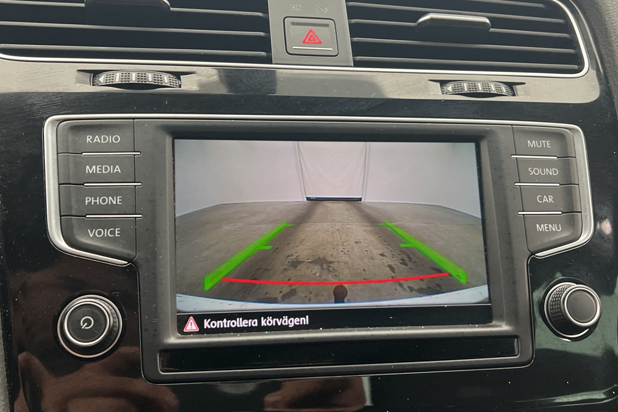 Volkswagen Golf Sportscombi 150hk R-Line Drag Kamera CarPlay