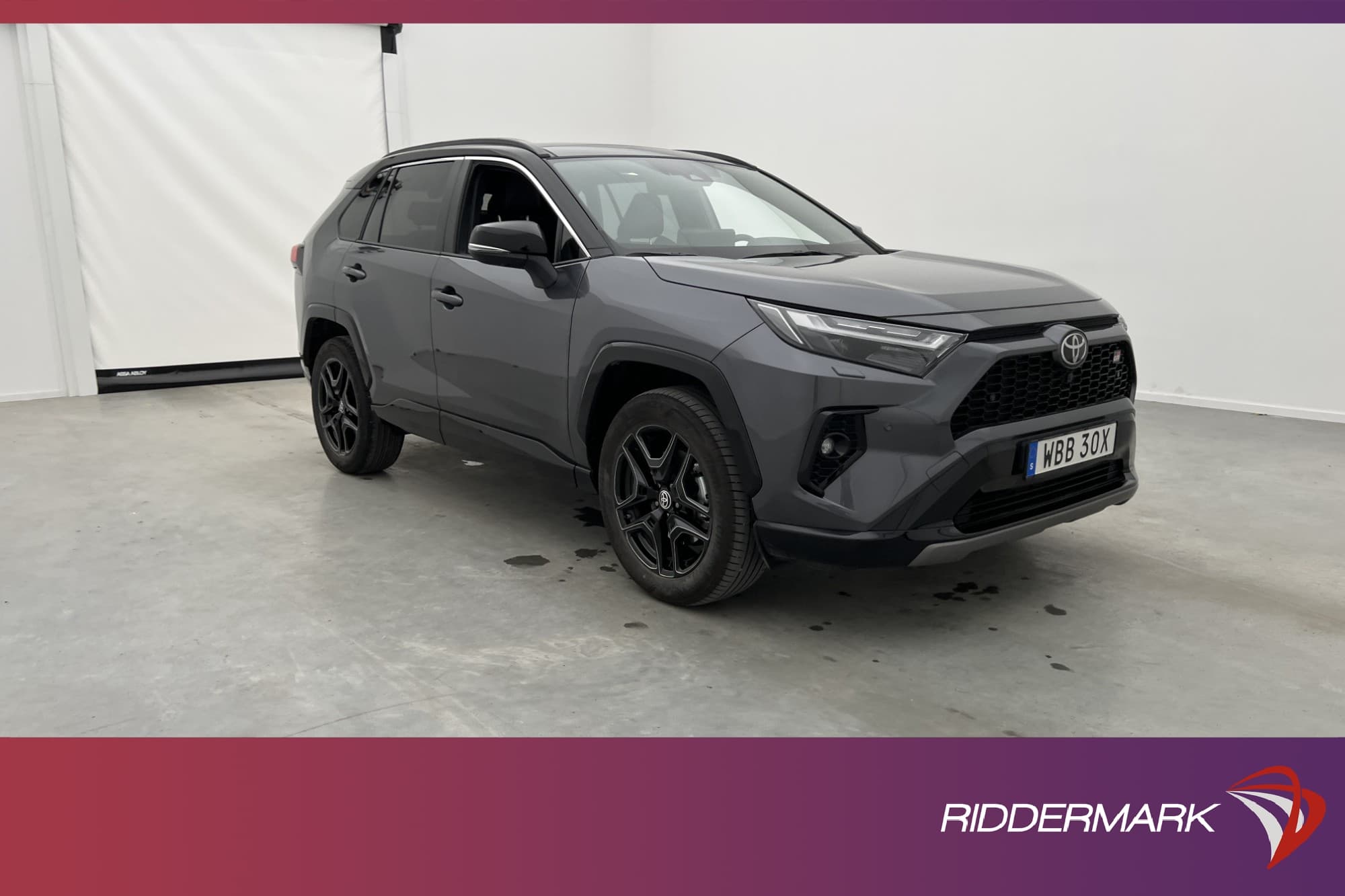 Toyota RAV4 Hybrid AWD-i 222hk