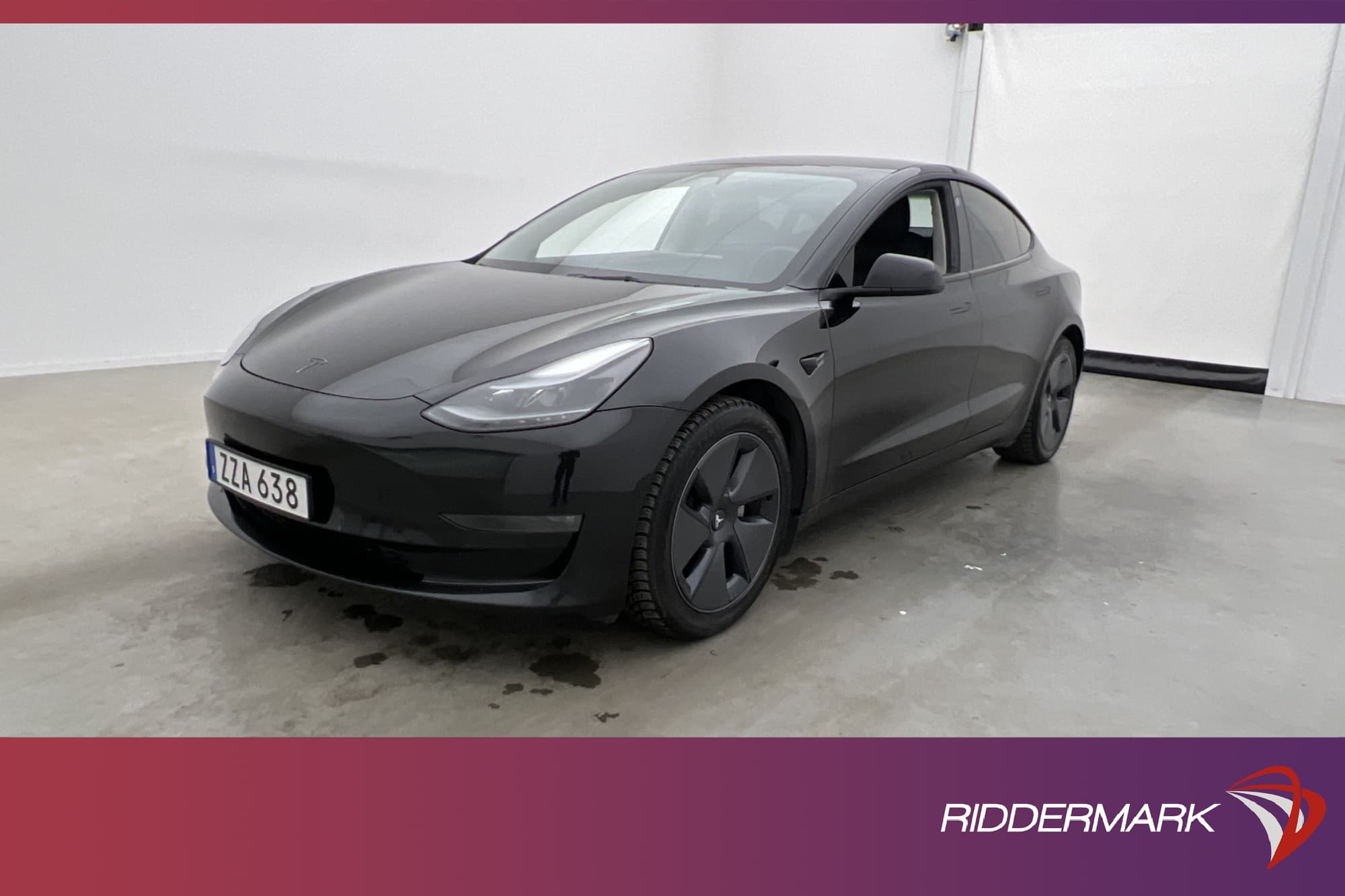 Tesla Model 3 Long Range AWD Svensksåld Autopilot 