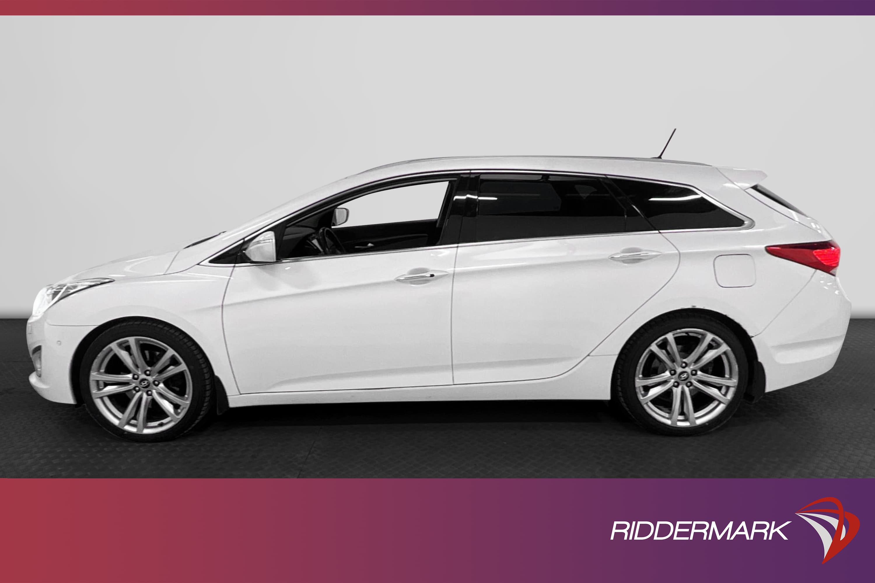 Hyundai i40cw 1.7 CRDi 136hk Skinn Drag Panorama 0.48l/mil