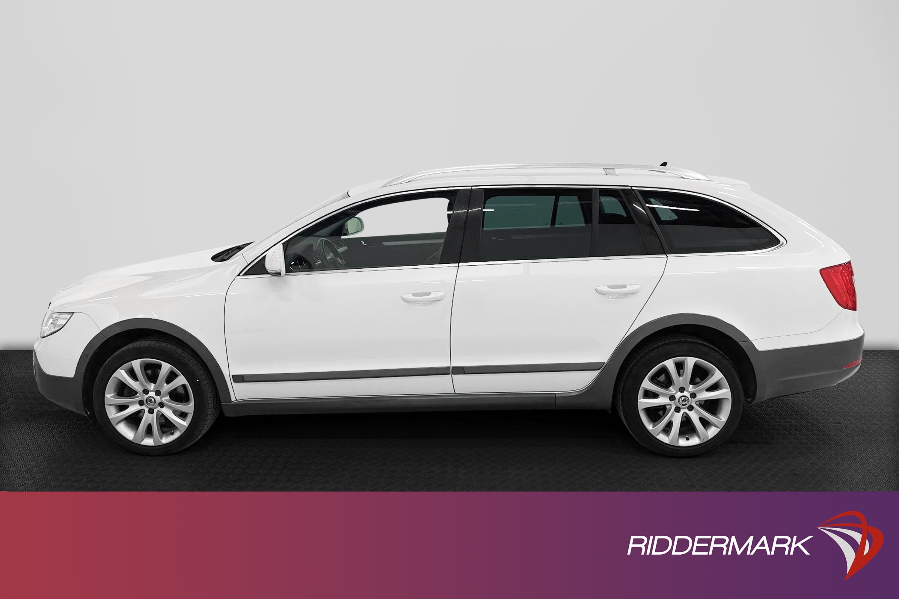 Skoda Superb 2.0 TDI 140hk 4x4