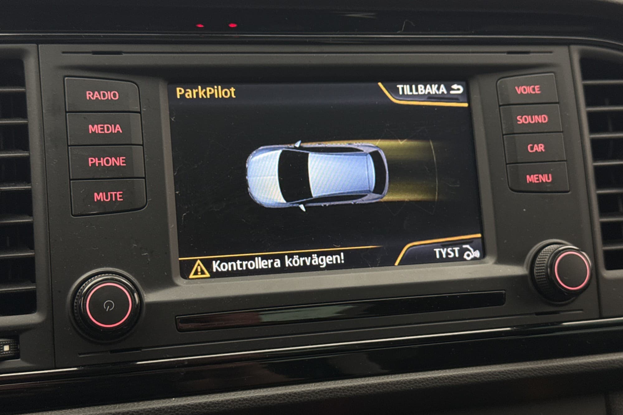 SEAT Leon Cupra TSI 280hk Panorama DCC P-Sensorer Halvskinn