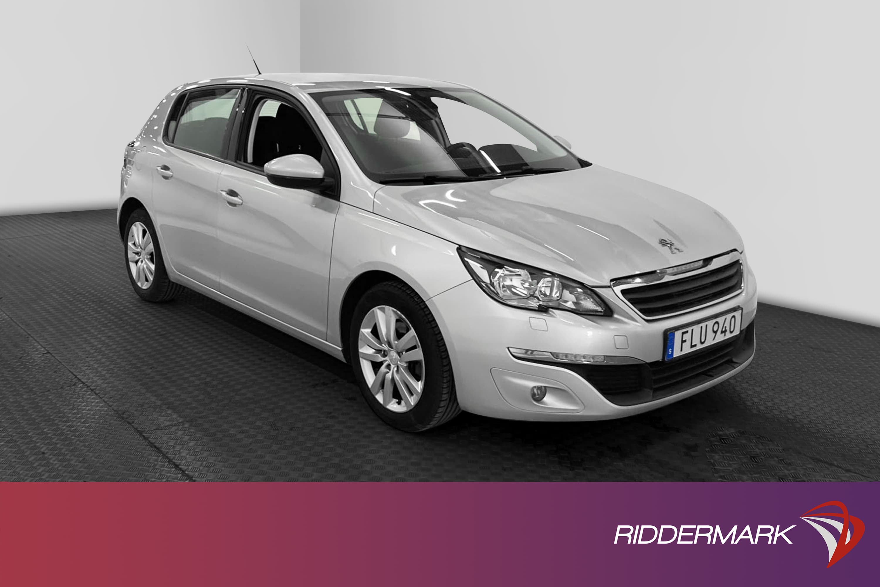 Peugeot 308 1.2 e-THP 130hk