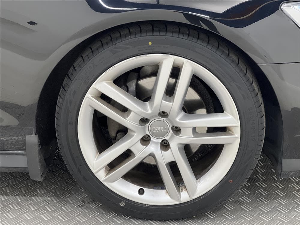 Audi A6 2.0 TDI 190hk Quattro S-Line D-Värm Drag 0,51l/milinteriör