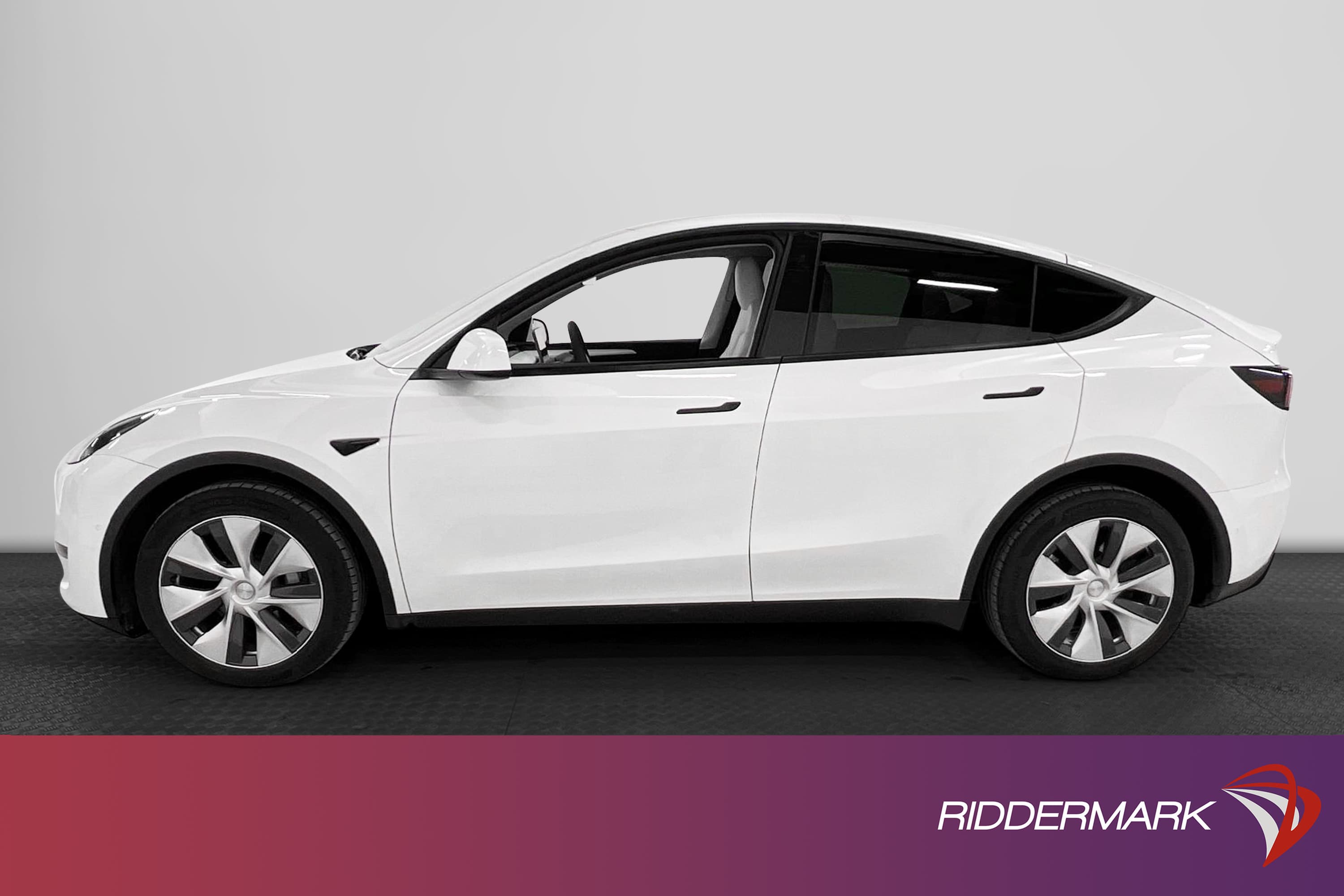 Tesla Model Y Long Range AWD 345hk