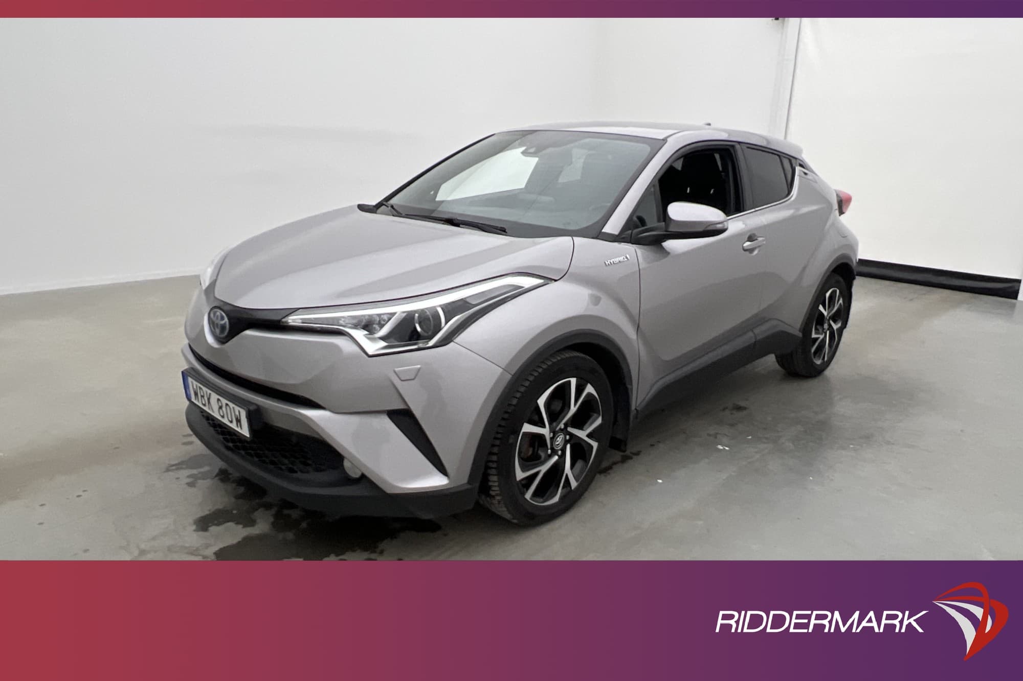 Toyota C-HR Hybrid 122hk