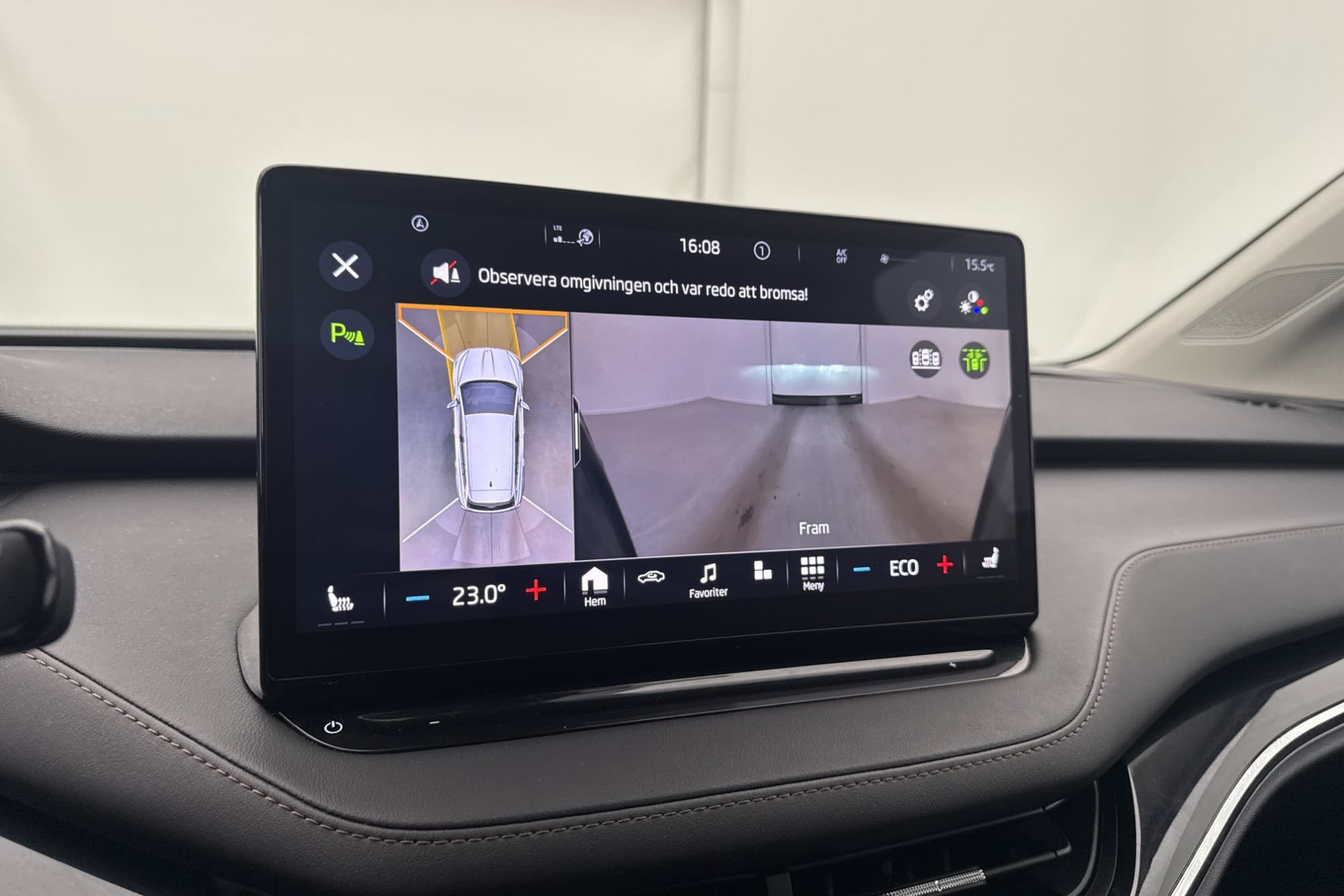 Skoda Enyaq iV80 204hk Panorama Värmare 360° Skinn Drag MOMS