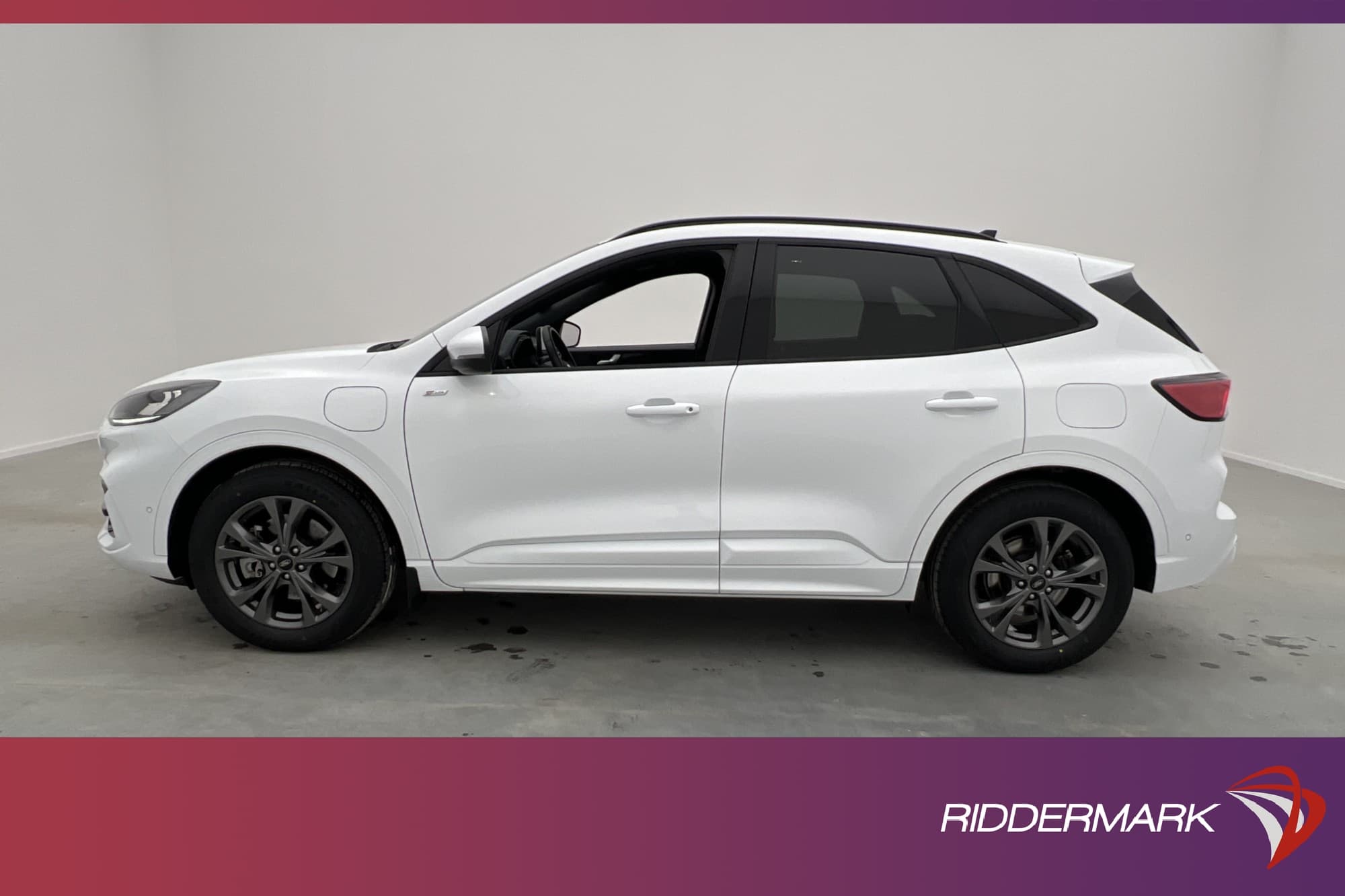 Ford Kuga P-HEV 225hk