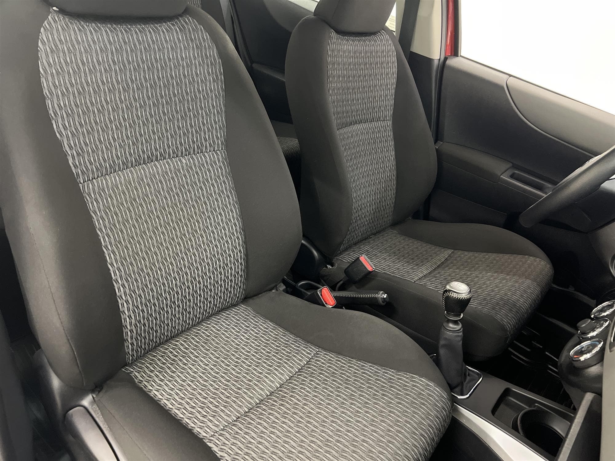 Toyota Yaris 1.4 D-4D 90hk B-Kam Låg Skatt 0,39/mil