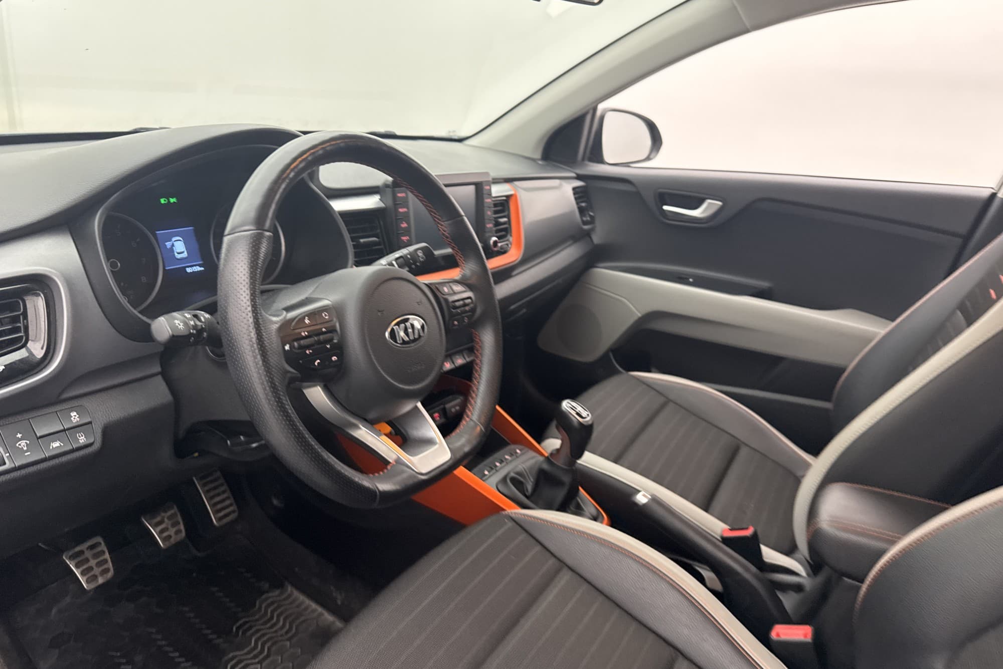 Kia Stonic T-GDI 120hk Advance Plus M&K-Värm CarPlay Kamera
