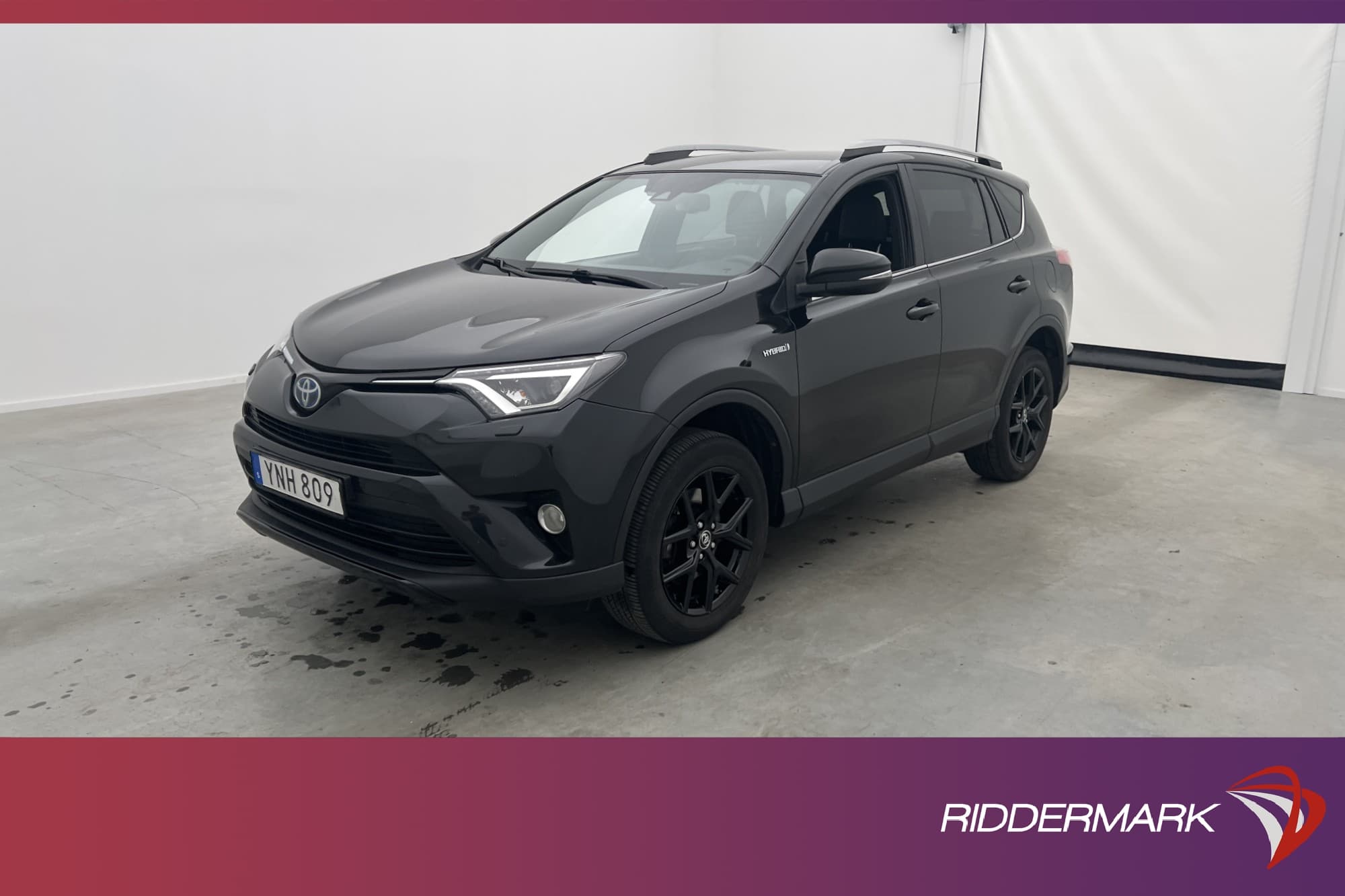 Toyota RAV4 Hybrid AWD 197hk