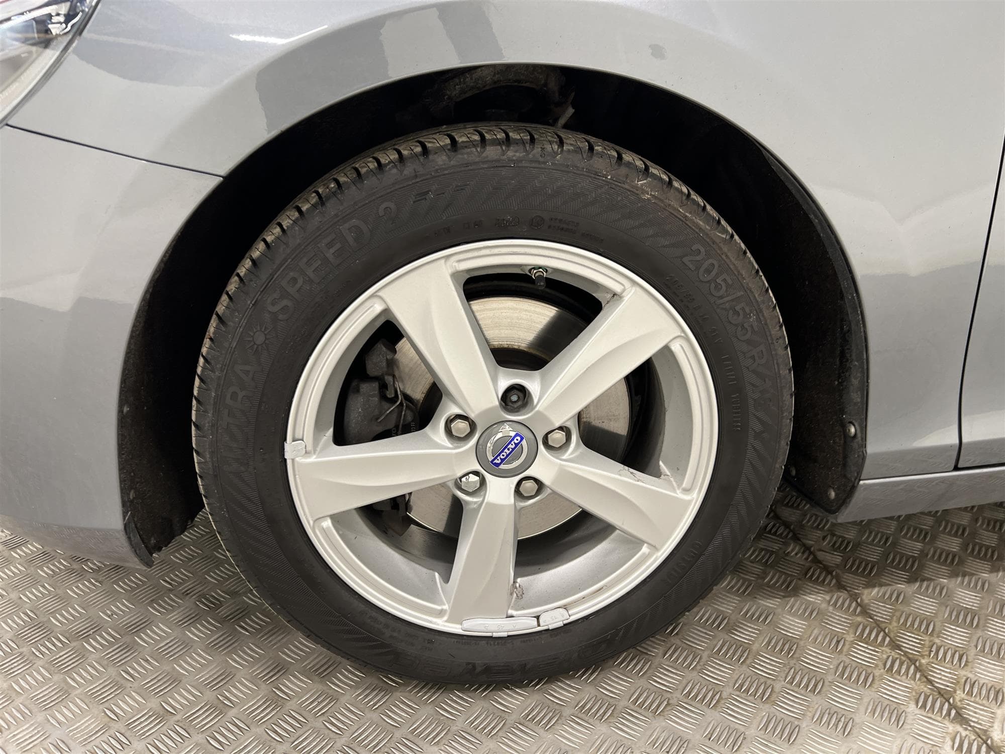 Volvo V40 T3 150hk  Momentum Välservad D-Värm Drag