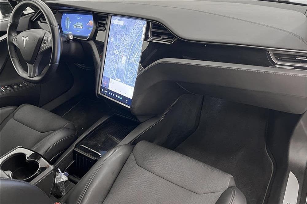 Tesla Model S 75D AWD Luftfjädring Navi B-Kamerainteriör