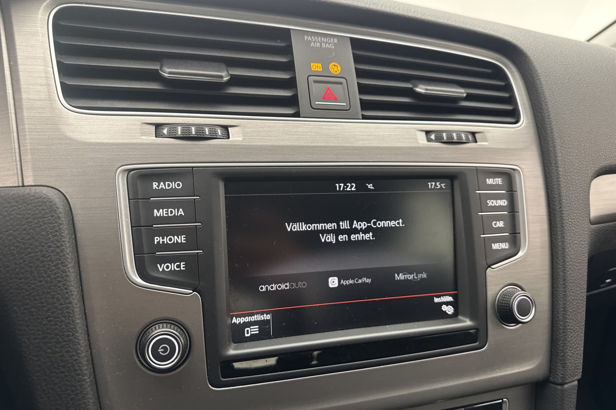 Volkswagen Golf 1.2 TSI 110hk Base CarPlay Adaptiv-Fart