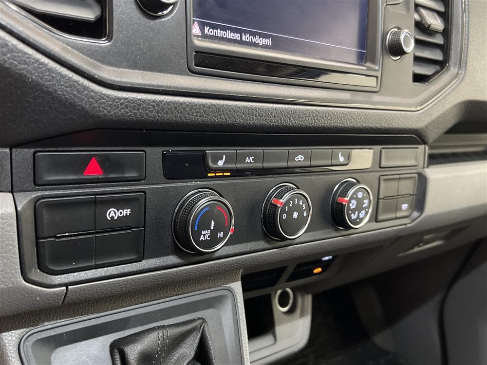 Volkswagen Crafter 2.0TDI Aut 177hk Volymskåp Värmare Moms  