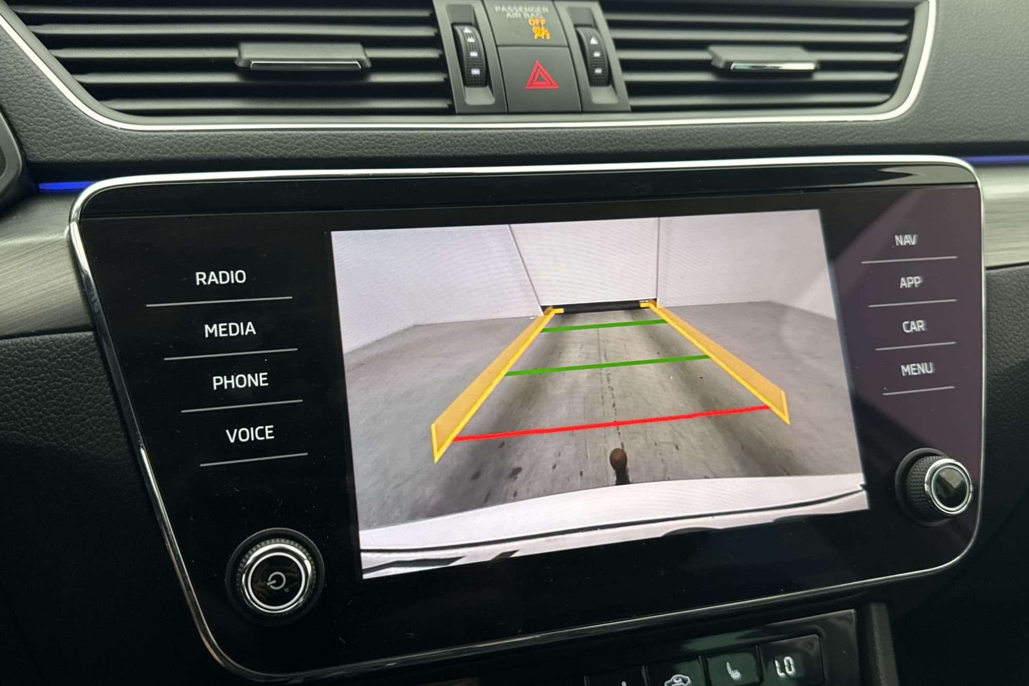 Skoda Superb 2.0 TDI 190hk Businessline D-Värm Canton Drag