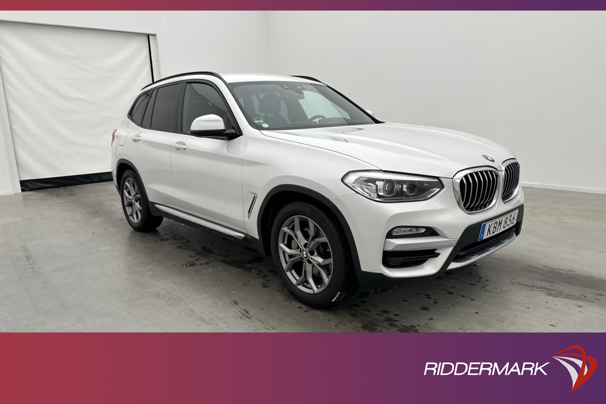 BMW X3 xDrive30d 265hk X-Line H/K HUD Navigation Skinn Drag
