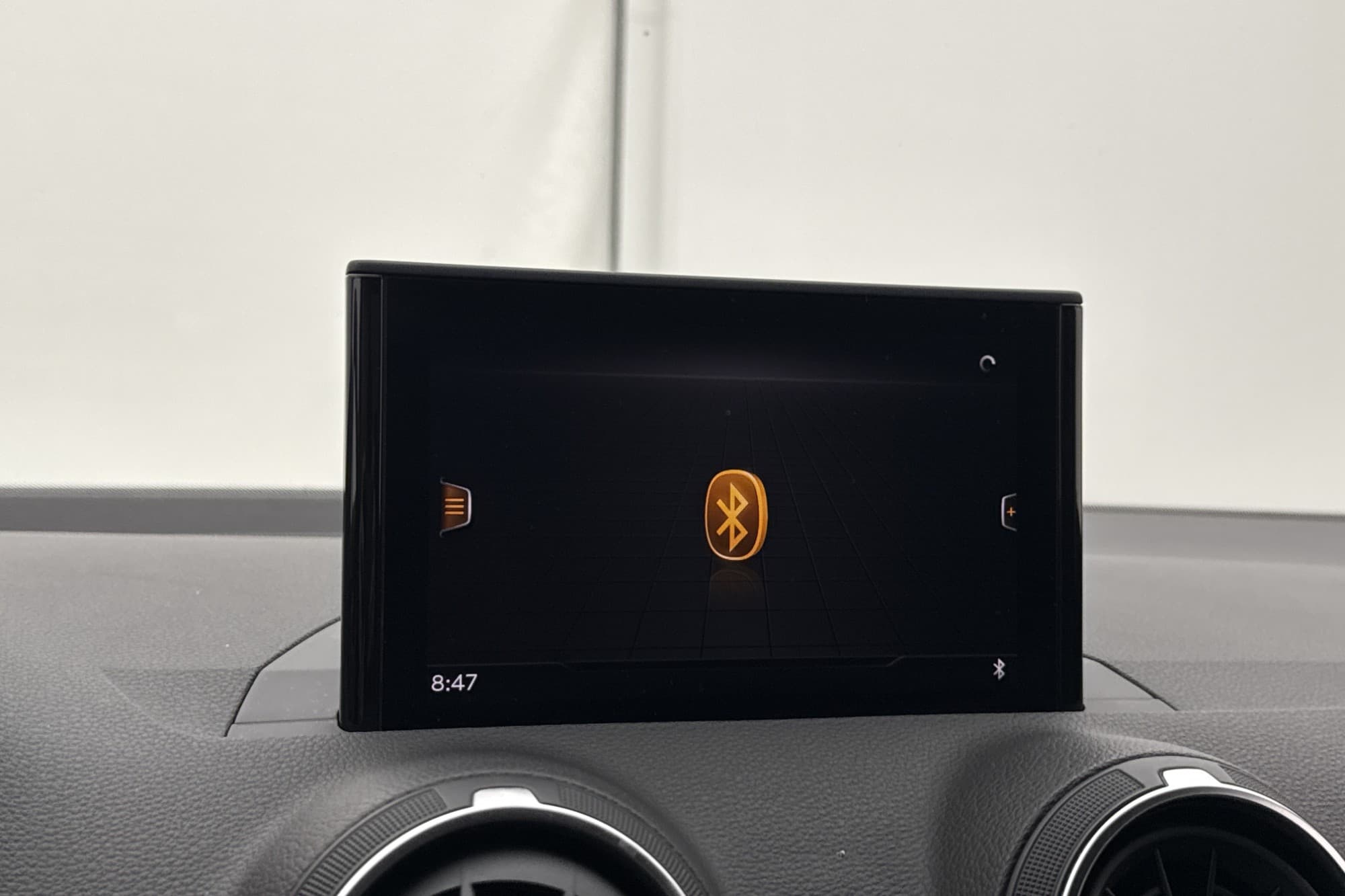 Audi Q2 1.0 TFSI  P-Sensorer LED 2-Zons Bluetooth 1 Brukare