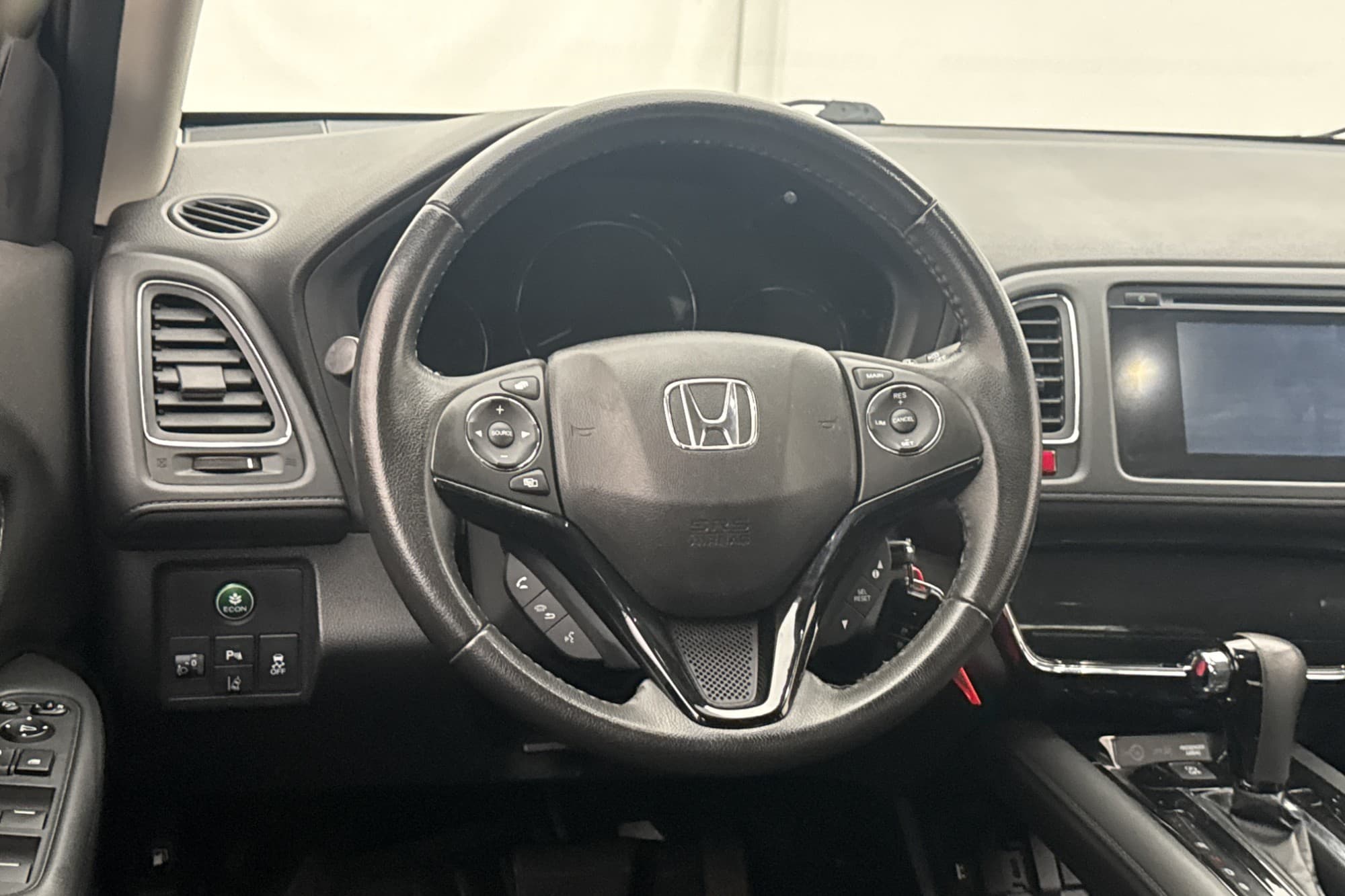 Honda HR-V 1.5 i-VTEC 131hk Elegance Navigation Bluetooth