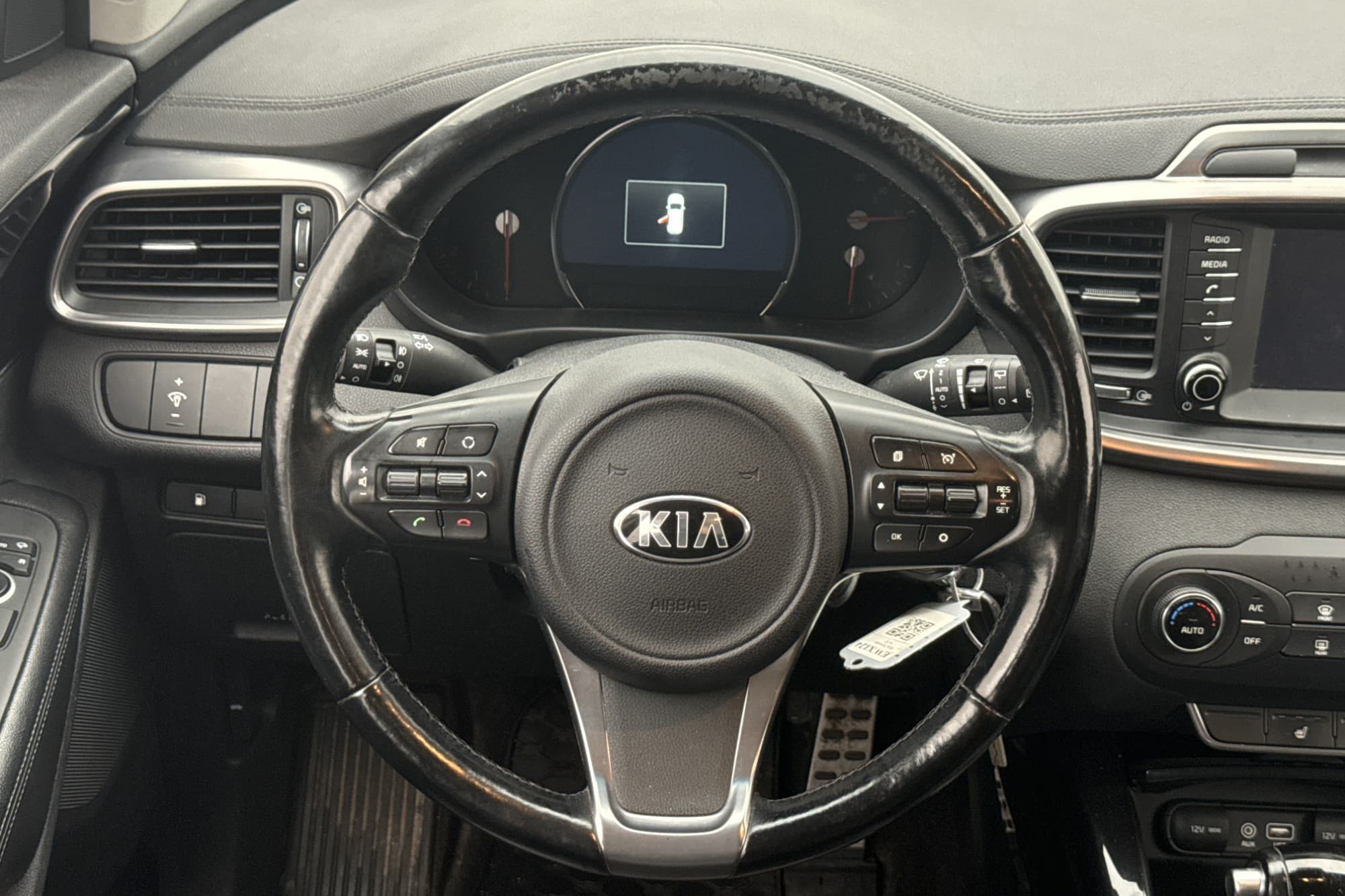 Kia Sorento AWD 200hk Business 7-Sits Kamera Navi Skinn Drag