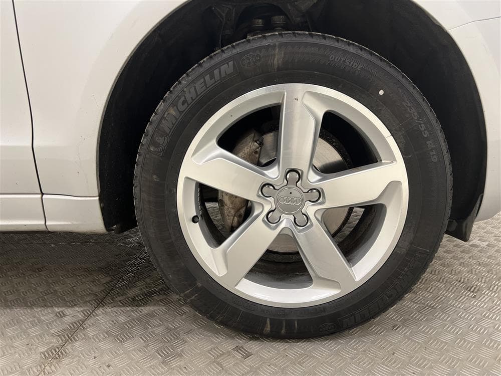 Audi Q5 2.0 TDI Quattro 177hk S-line Drag Skinn 0,6l/mil