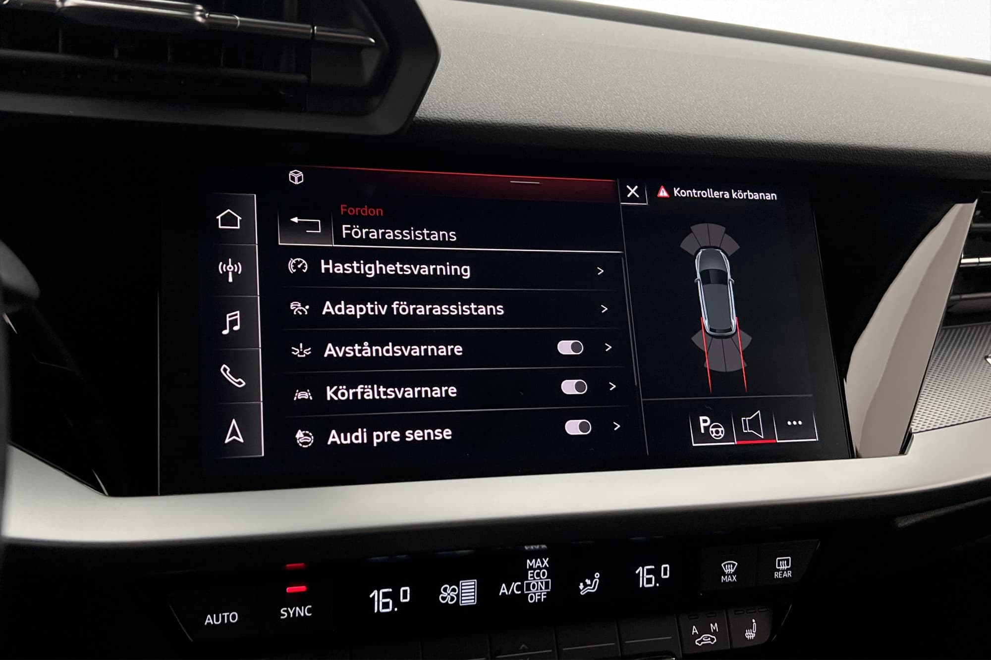 Audi A3 Sportback 45 TFSI e 245hk S-Line LED Audi-Sound MOMS