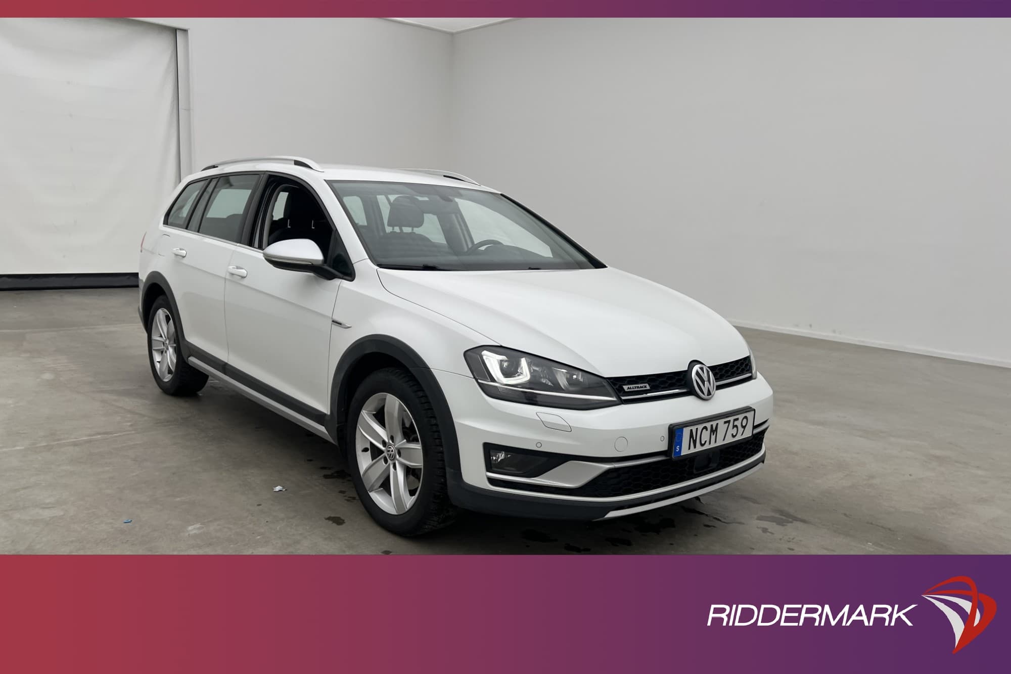 Volkswagen Golf Alltrack 1.8 TSI 4M