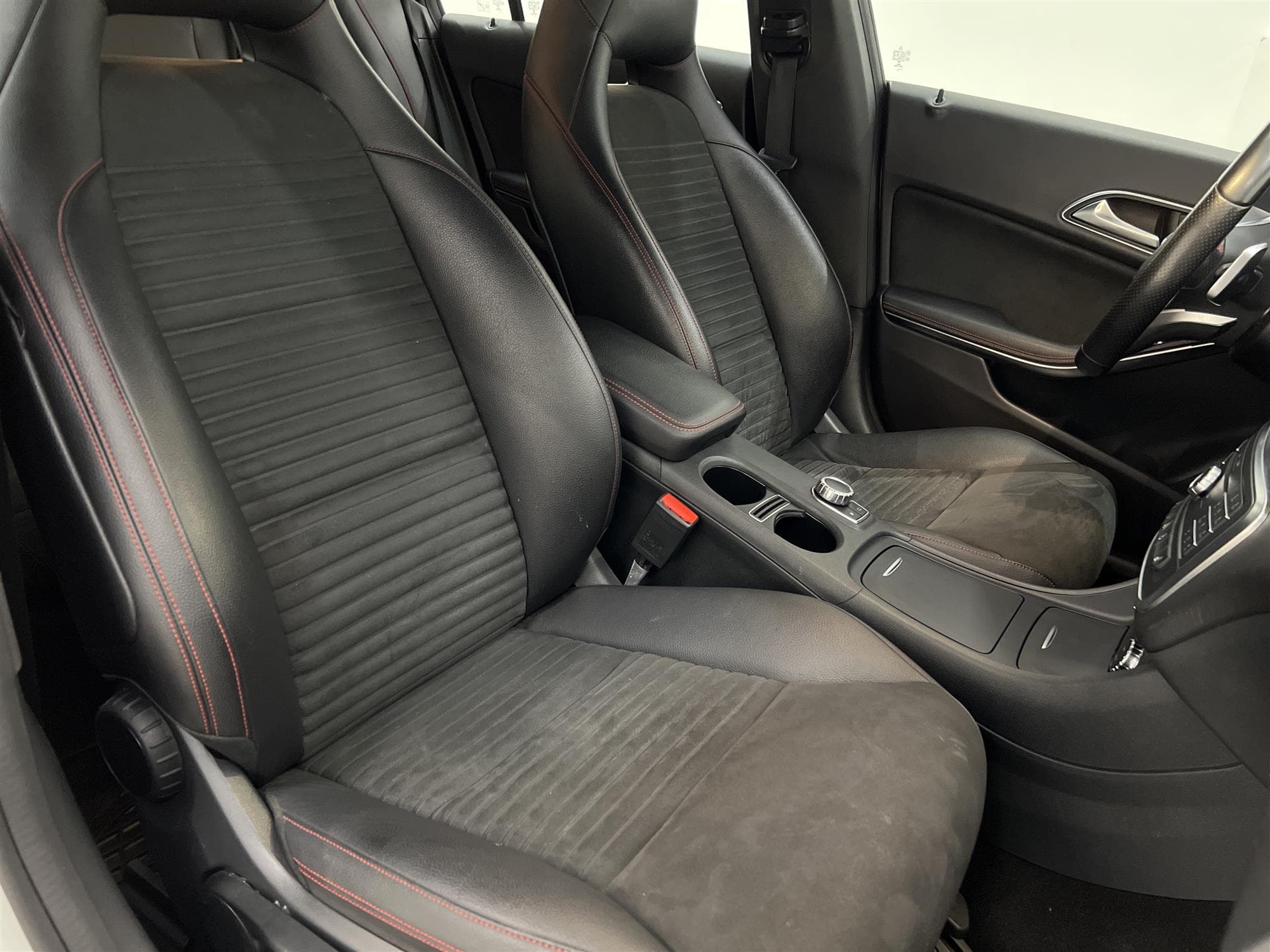 Mercedes-Benz CLA 200 Shooting Brake AMG Välservad 0,41L/mil