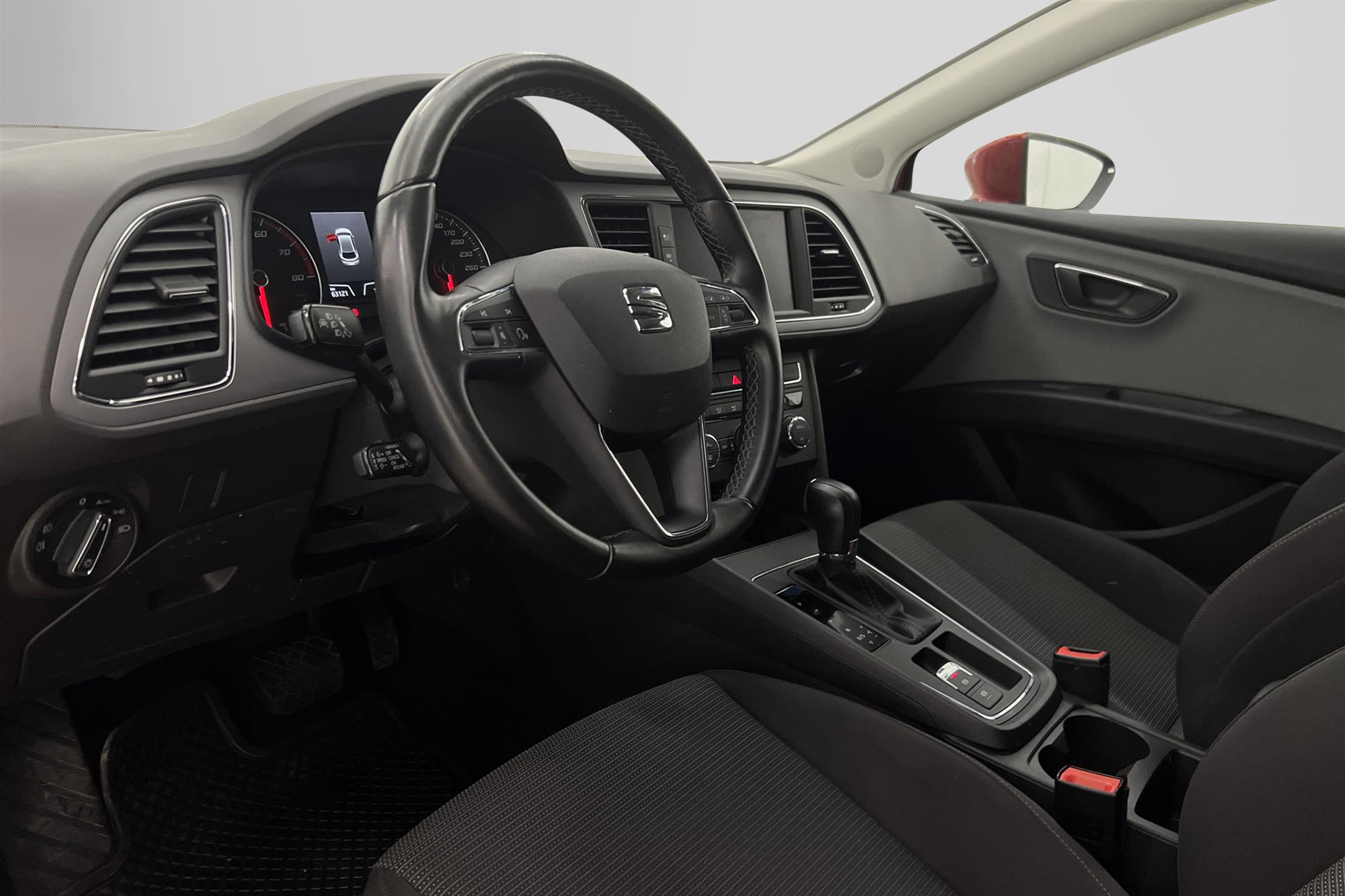 SEAT Leon 1.2 TSI 110hk Kamera Navi Drag Välservad 0,48l/mil
