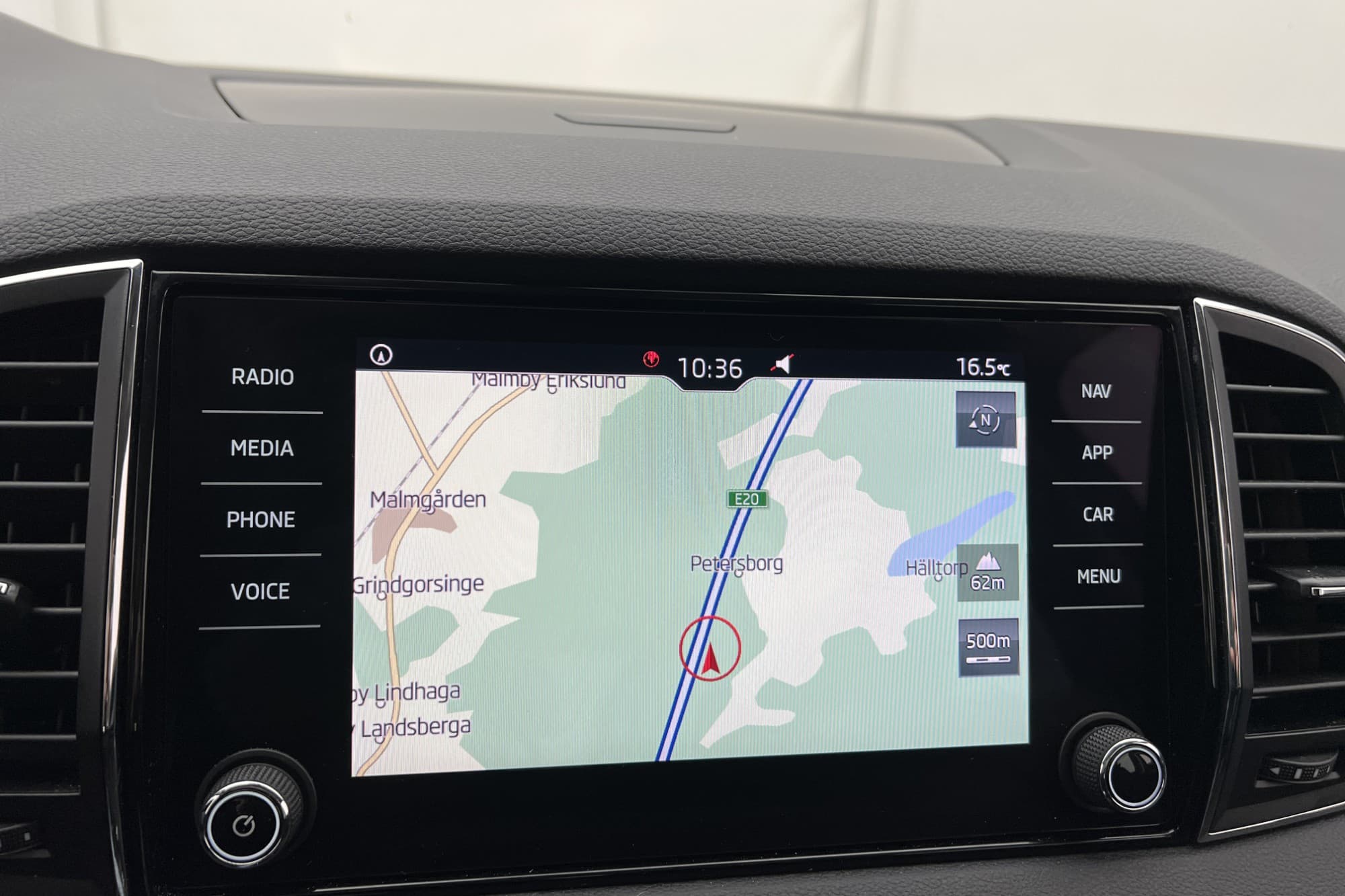 Škoda Karoq 1.0 TSI Ambition Kamera CarPlay Navi Drag