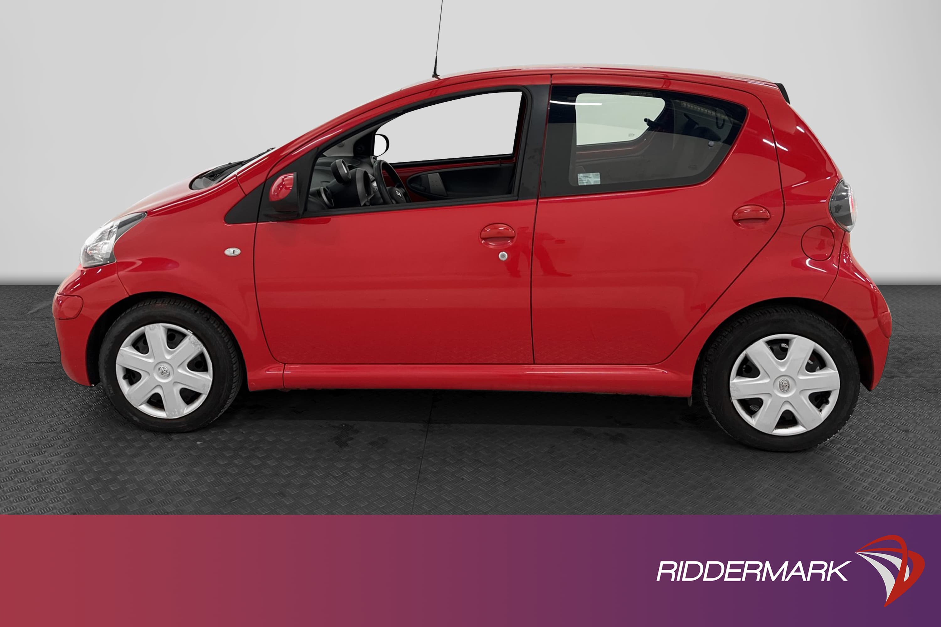 Toyota Aygo 1.0 VVT-i 68hk Välservad