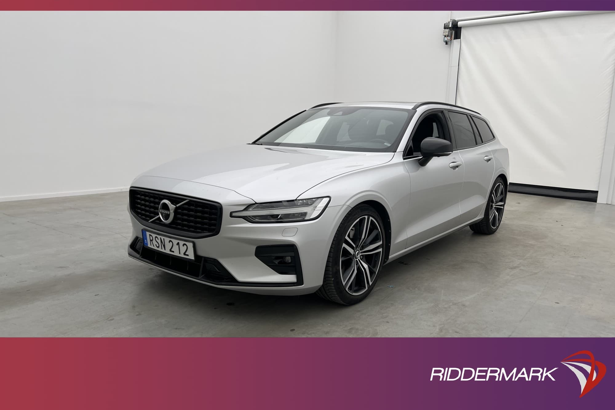 Volvo V60 T5