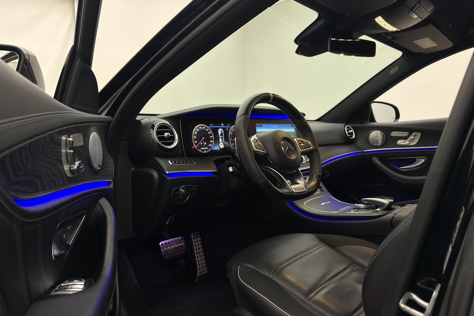 Mercedes-Benz AMG E 63 S 4MATIC+ Luft Burm Wide HUD 360°
