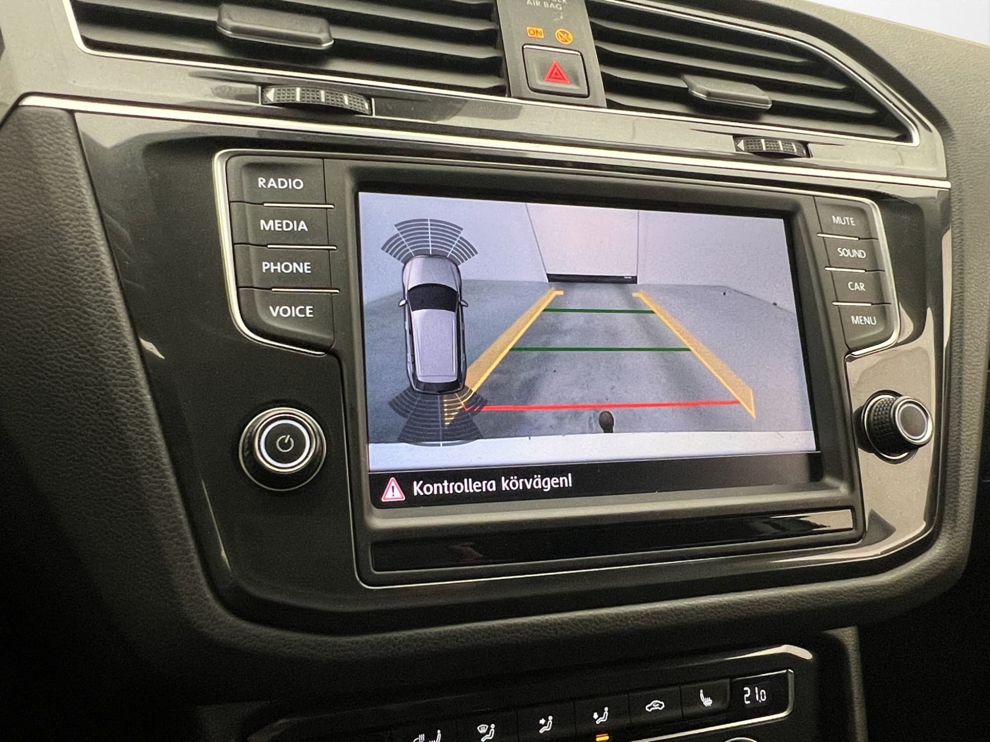 Volkswagen Tiguan TDI 190hk 4M GT Cockpit Värm Kamera Drag 