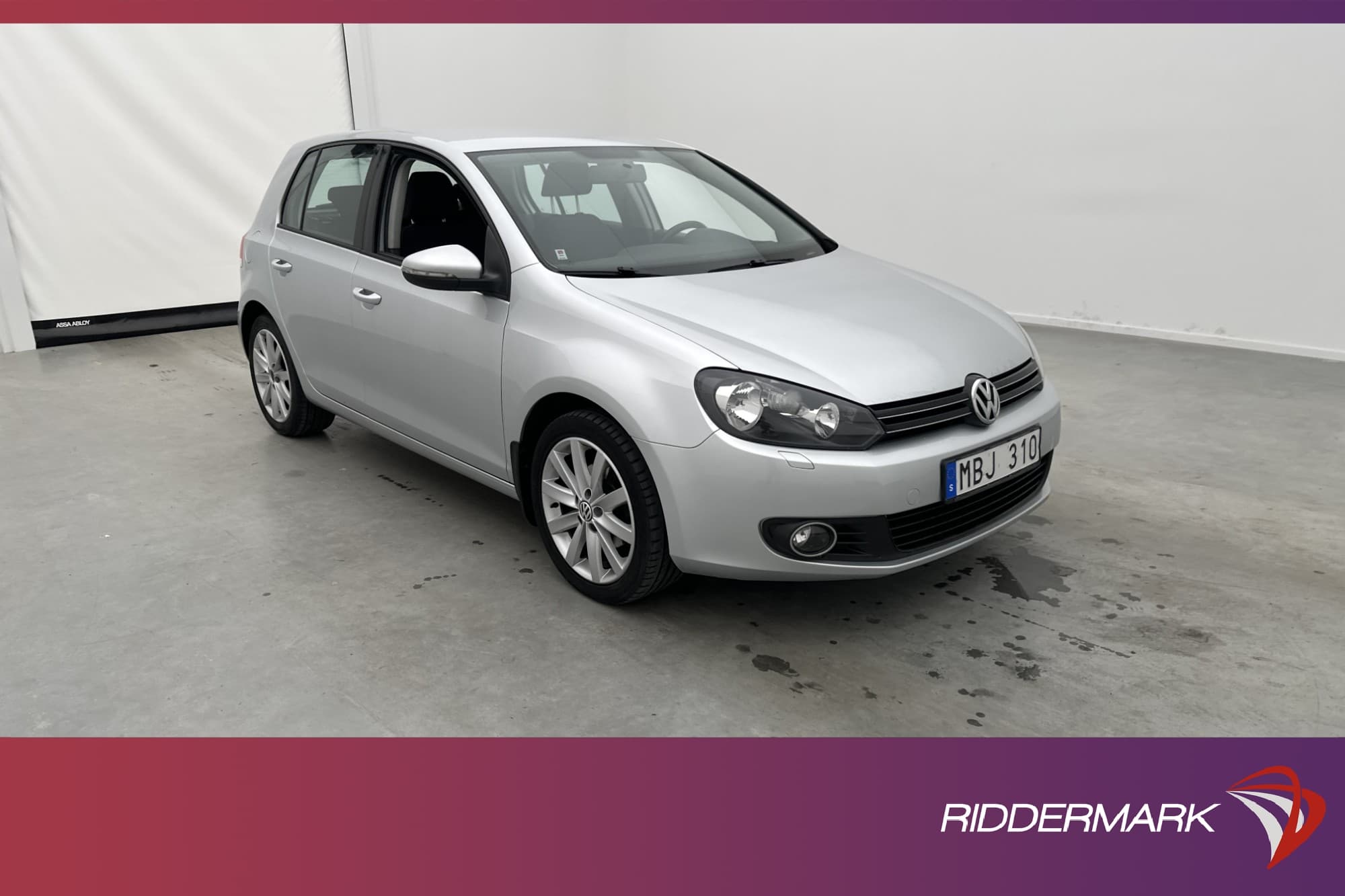 Volkswagen Golf 1.6 102hk