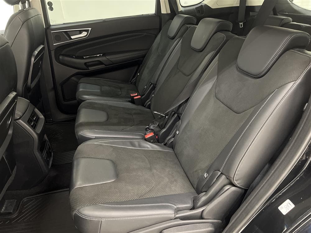 Ford S-MAX 2.0 TDCi AWD 180hk 7-Sits Titanium D-värm Panointeriör