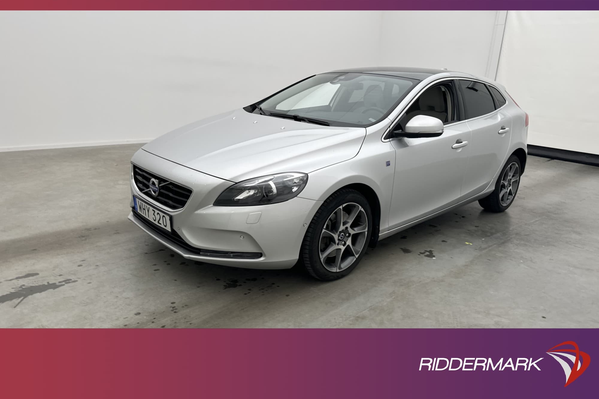 Volvo V40 D2